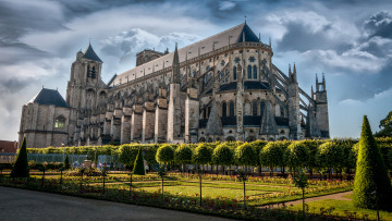 Картинка bourges+cathedral города -+католические+соборы +костелы +аббатства собор парк