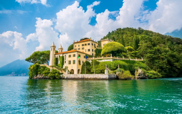 Картинка города -+пейзажи ломбардия ленно italy lake como италия lenno lombardy здание озеро остров комо