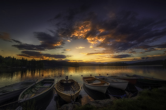 Обои картинки фото корабли, лодки,  шлюпки, река, сумерки