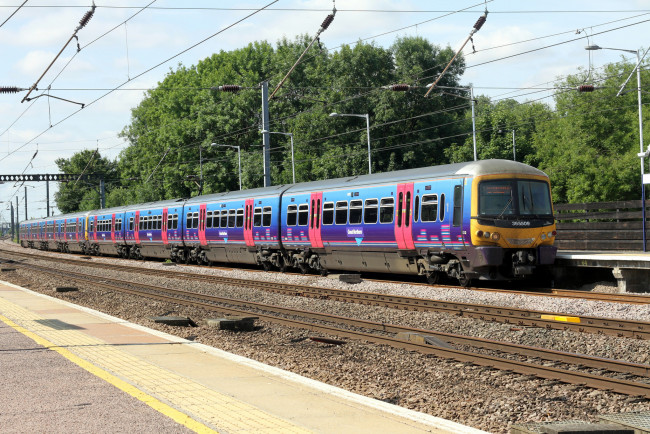 Обои картинки фото техника, поезда, состав, железная, локомотив, рельсы, дорога