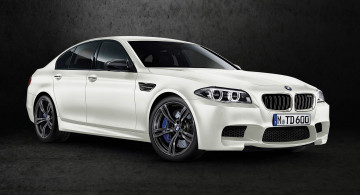 Картинка автомобили bmw sedan m5 f10 фон седан бмв
