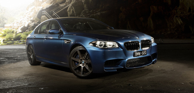 Обои картинки фото автомобили, bmw, f10, sedan, m5, седан, бмв