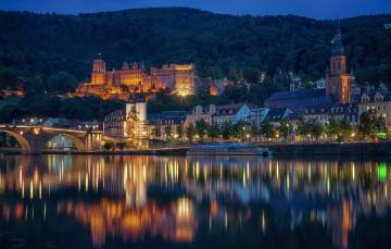 Картинка германия города -+огни+ночного+города здания мост водоем теплоход деревья фонари