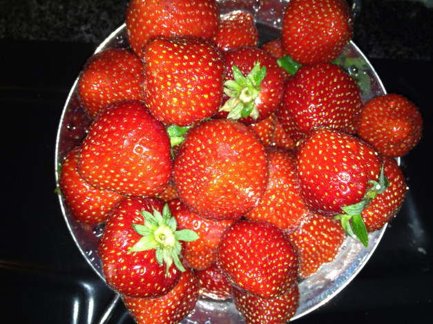 Обои картинки фото еда, клубника,  земляника, ягоды