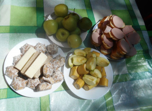 Картинка еда бутерброды +гамбургеры +канапе пряники бананы вафли хлеб колбаса сыр яблоки