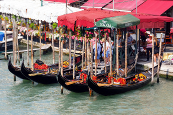 Картинка корабли лодки +шлюпки гондола