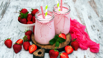 Картинка еда напитки смузи клубника