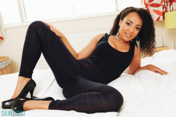 Картинка kayla+louise девушки kayla+louise+ kayla+klass девушка красивая супер секси няша нежная классная модница лапочка мадам