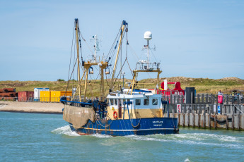 обоя корабли, траулеры,  сейнеры,  плавбазы, рыболовное, судно