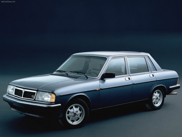 Обои картинки фото lancia, beta, trevi, vx, 1982, автомобили