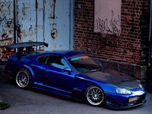 Картинка автомобили toyota