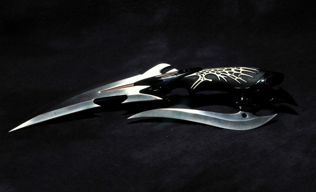 Обои картинки фото оружие, холодное, двойной, кинжал