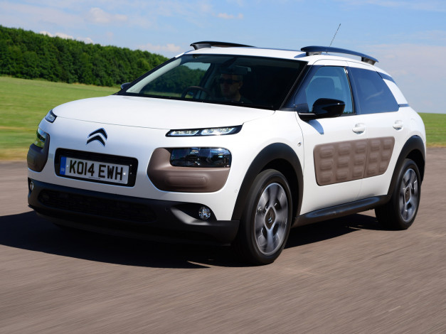 Обои картинки фото автомобили, toyota, светлый, 2014г, uk-spec, 3-door, aygo