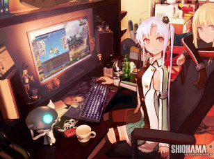 Картинка аниме kantai+collection комната игрушки стол клавиатура бутылка мышка чашка монитор девушки арт tagme artist