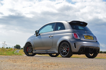 Картинка автомобили fiat 2015г uk-spec biposto abarth 695