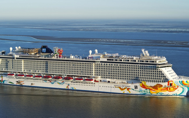 Обои картинки фото корабли, лайнеры, лайнер, острова, море