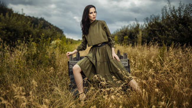 Обои картинки фото девушка, девушки, -unsort , брюнетки, темноволосые, модель