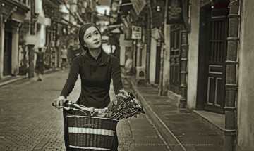 Картинка календари компьютерный+дизайн корзина цветы женщина calendar 2019 девушка азиатка улица