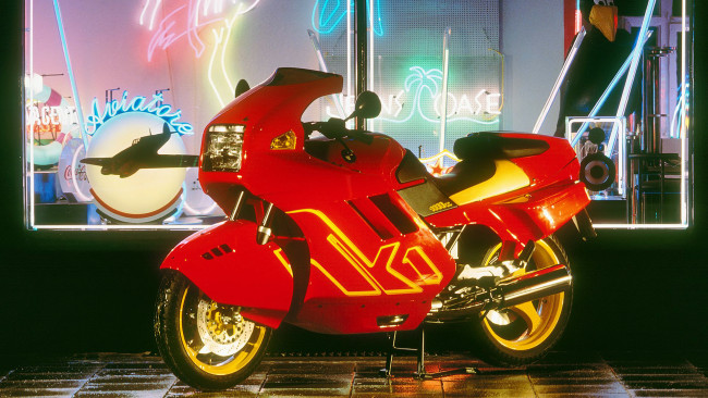 Обои картинки фото мотоциклы, bmw