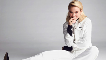 Картинка девушки -+блондинки +светловолосые блондинка костюм maddy hasson