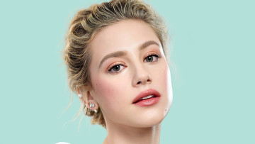 Картинка девушки lili+reinhart блондинка лицо