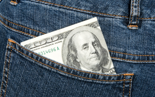 Обои картинки фото разное, золото, купюры, монеты, доллары, карман, джинсы