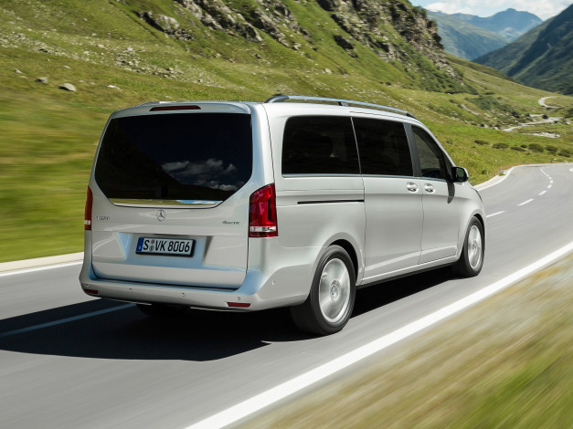 Обои картинки фото автомобили, mercedes-benz, светлый, 2014г, line, avantgarde, 4matic, bluetec, v, 250