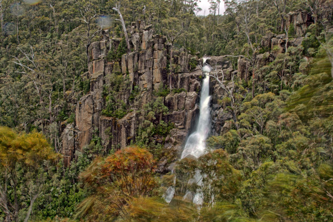 Обои картинки фото природа, водопады, лес, река, водопад