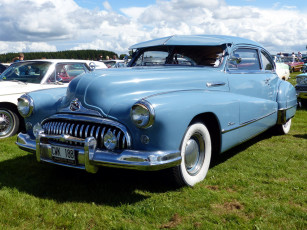 Картинка автомобили выставки+и+уличные+фото классика