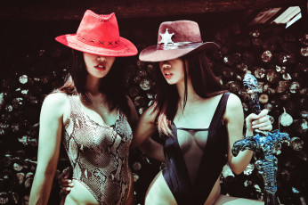 Картинка девушки -unsort+ группа+девушек поза фон