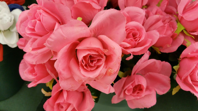 Обои картинки фото разное, ремесла,  поделки,  рукоделие, искусственные, розы