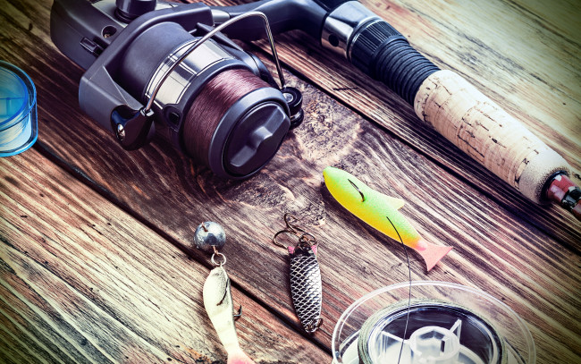 Обои картинки фото разное, рыбалка,  рыбаки,  улов,  снасти, приманка, спиннинг