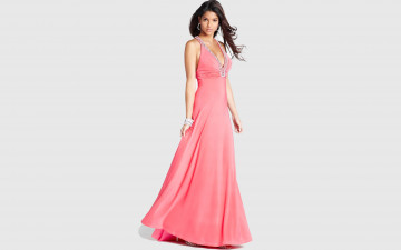 Картинка девушки -unsort+ брюнетки темноволосые модель браслет платье брюнетка