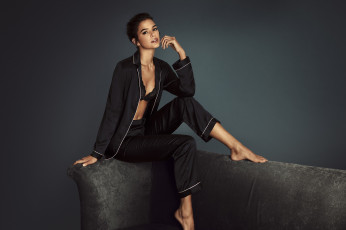 Картинка bruna+marquezine девушки бруна реис майя маркезини телеведущая фотомодель бразильская актриса театра и кино