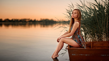 Картинка девушки -unsort+ рыжеволосые+и+другие антон дятлов взгляд на зрителя длинные волосы женщины открытом воздухе река закат лодка платье