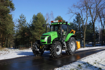 Картинка техника тракторы crystal orion