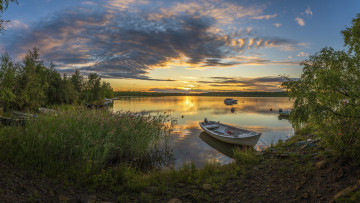 Картинка корабли лодки +шлюпки озеро закат