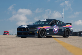 Картинка автомобили mustang