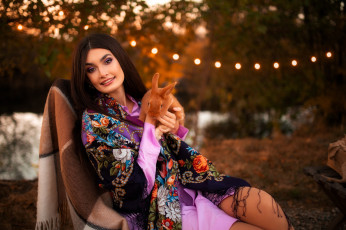 Картинка девушка+-+girl девушки -+брюнетки +шатенки девушка женщина шатенка темноволосая сексуальная модель звезда позирует разная обувь верхняя стильная одежда нижнее эротическое бельё трусы лифчик колготки чулки аксессуары макияж и множество элементов на фотографии