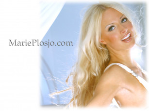 Картинка Marie+Plosjo девушки