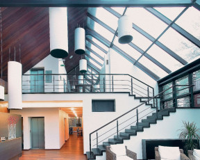 Картинка интерьер холлы лестницы корридоры