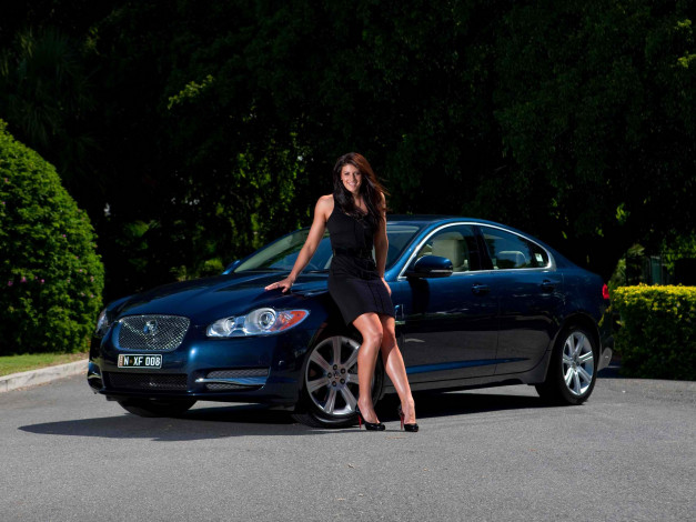 Обои картинки фото автомобили, авто, девушками