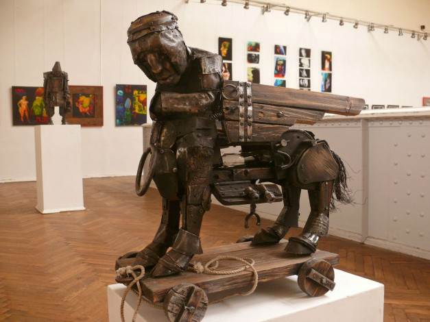 Обои картинки фото автор, владимир, кузнецов, разное, рельефы, статуи, музейные, экспонаты