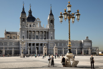 Картинка города мадрид испания almudena cathedral madrid