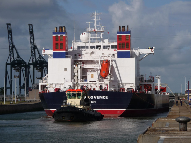 Обои картинки фото корабли, разные, вместе