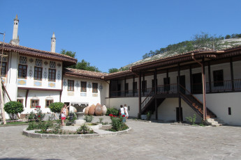 Картинка города -+исторические +архитектурные+памятники бахчмсарай крым ханский дворец