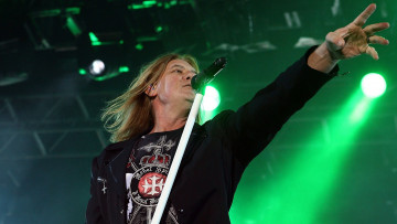 Картинка -def-leppard музыка -временный музыкант