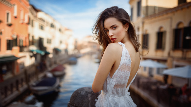 Обои картинки фото девушка, девушки, -unsort , брюнетки, темноволосые, модель