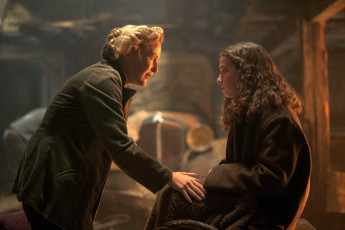 Картинка white+bird+ +2023+ кино+фильмы white+bird драма белая птица семейный военный биография новое чудо джиллиан андерсон white bird gillian anderson