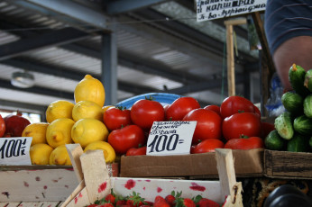 обоя еда, фрукты и овощи вместе, лимоны, помидоры